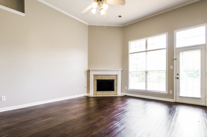 2,380/Mo, 5212 Sawyer Hollow Dr Arlington, TN 38002 Living Room View