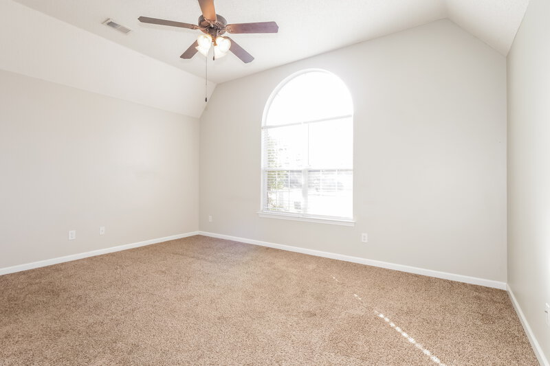 1,935/Mo, 5810 Bedford Loop E Southaven, MS 38672 Main Bedroom View