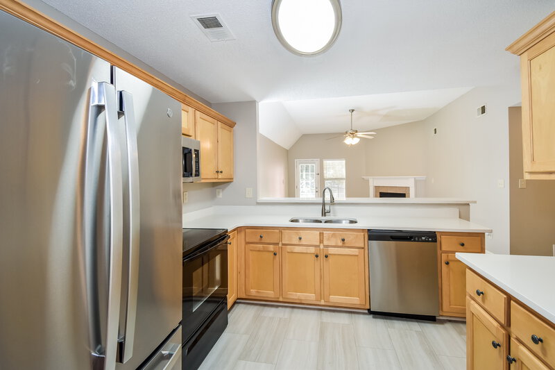 1,680/Mo, 7039 Maple Grove Rd Olive Branch, MS 38654 Kitchen View