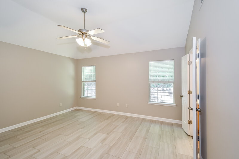 1,680/Mo, 7039 Maple Grove Rd Olive Branch, MS 38654 Main Bedroom View