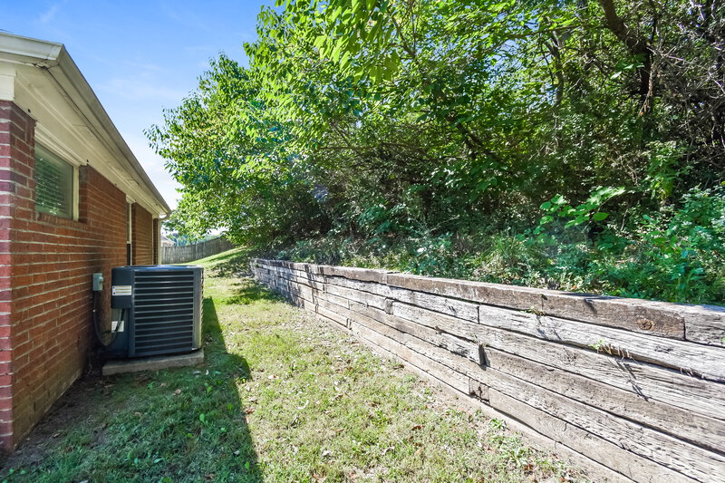 1,680/Mo, 7039 Maple Grove Rd Olive Branch, MS 38654 Rear View 2