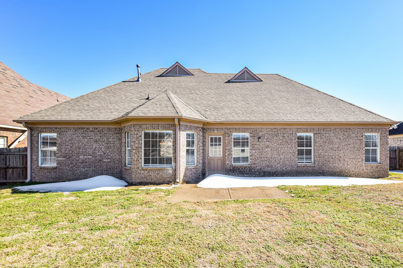 2,275/Mo, 1721 Englehart St Cordova, TN 38016 Rear View