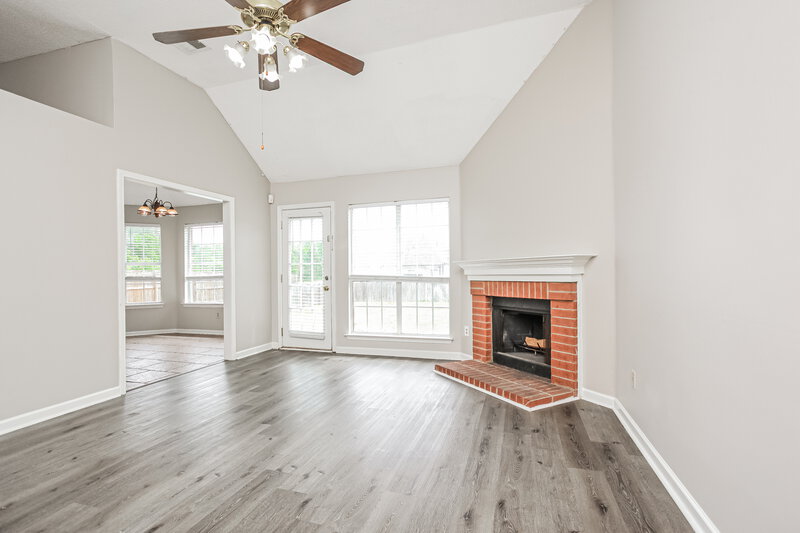 1,885/Mo, 7234 Fox Creek Dr Olive Branch, MS 38654 Living Room View
