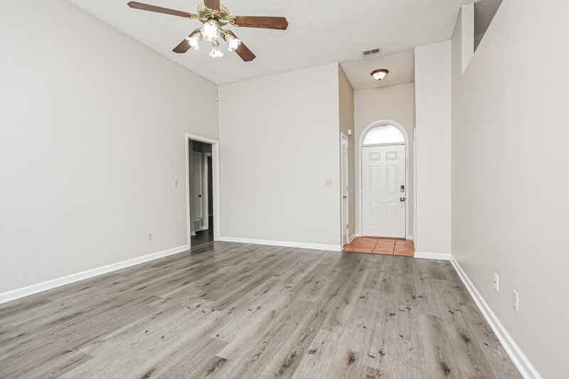 1,885/Mo, 7234 Fox Creek Dr Olive Branch, MS 38654 Living Room View 2