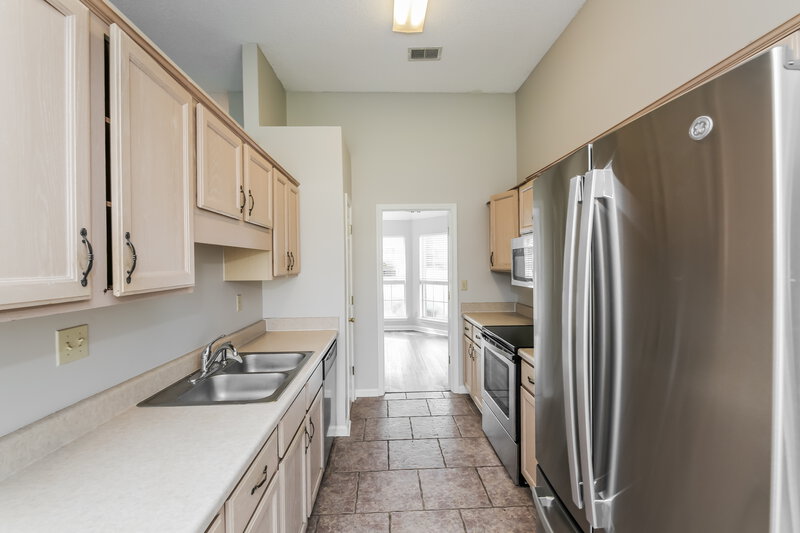 2,550/Mo, 7234 Fox Creek Dr Olive Branch, MS 38654 Kitchen View 2