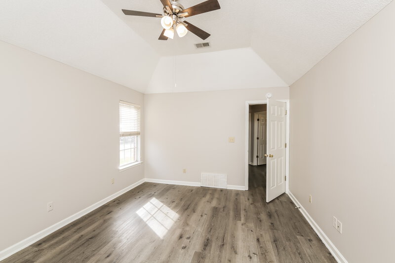 2,550/Mo, 7234 Fox Creek Dr Olive Branch, MS 38654 Main Bedroom View 2
