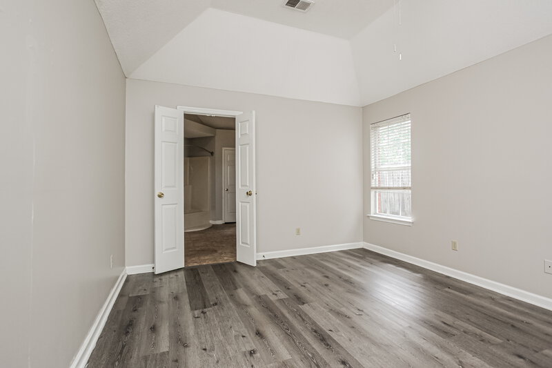 1,885/Mo, 7234 Fox Creek Dr Olive Branch, MS 38654 Main Bedroom View 2