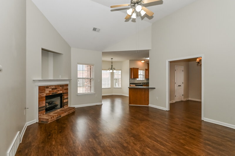 2,710/Mo, 1384 Carlton Ridge Dr Cordova, TN 38016 Living Room View 2