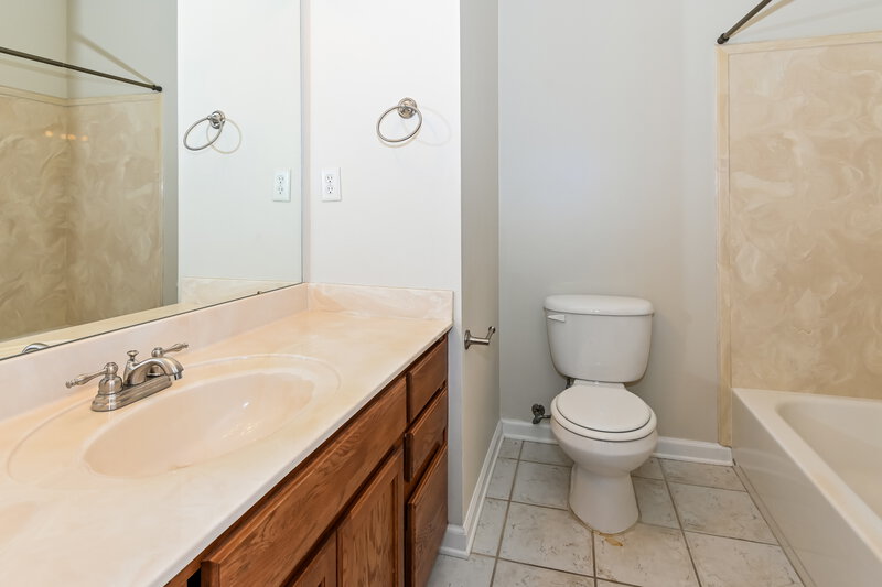 2,710/Mo, 1384 Carlton Ridge Dr Cordova, TN 38016 Bathroom View