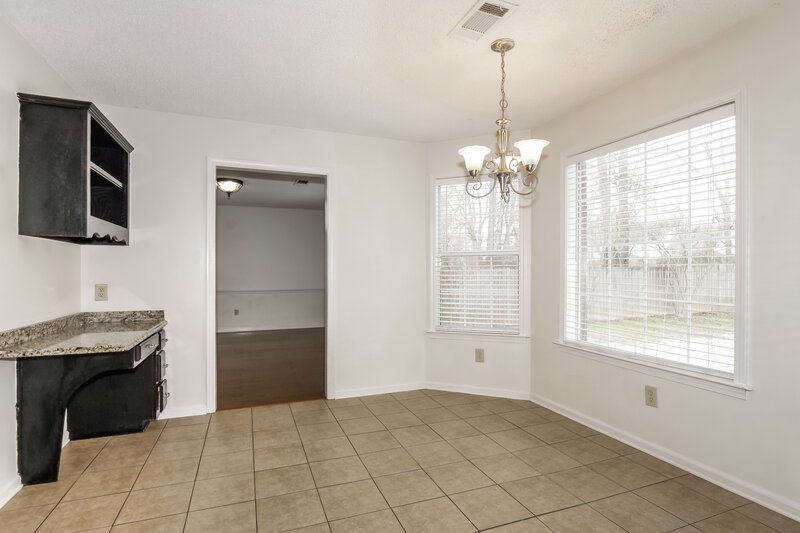 2,450/Mo, 1400 Milestone Dr Collierville, TN 38017 Dining Room View