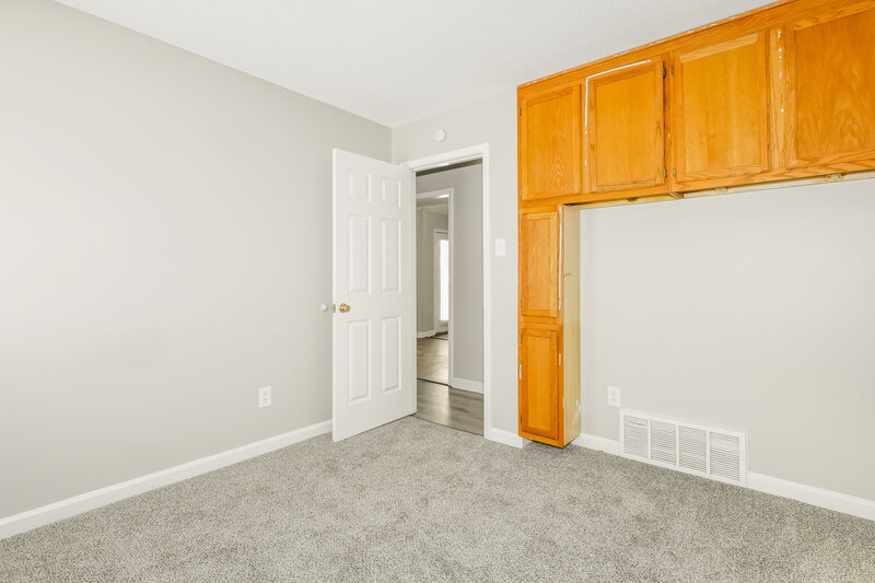 1,900/Mo, 4005 Eagle Ridge Ln Bartlett, TN 38135 Bedroom View 2