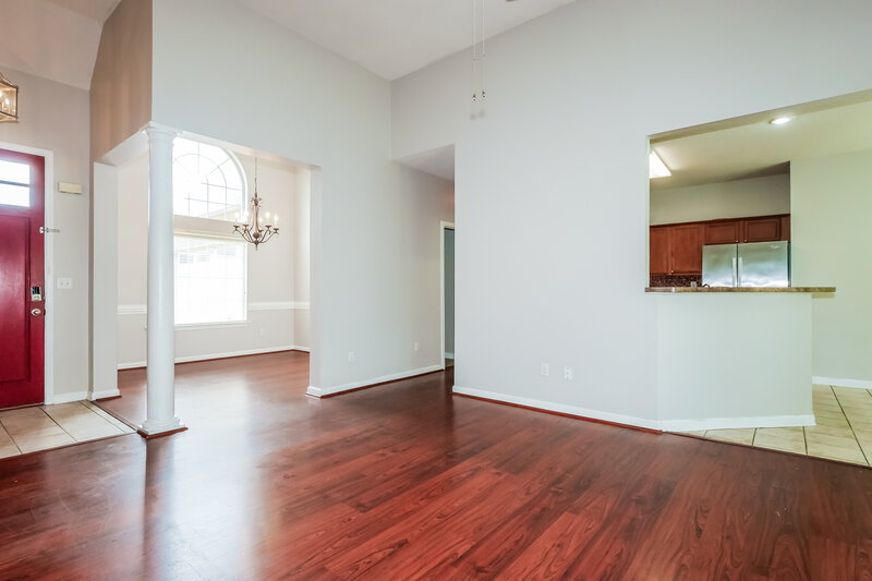 2,145/Mo, 9555 Morning Shadow Dr Cordova, TN 38016 Living Room View 2