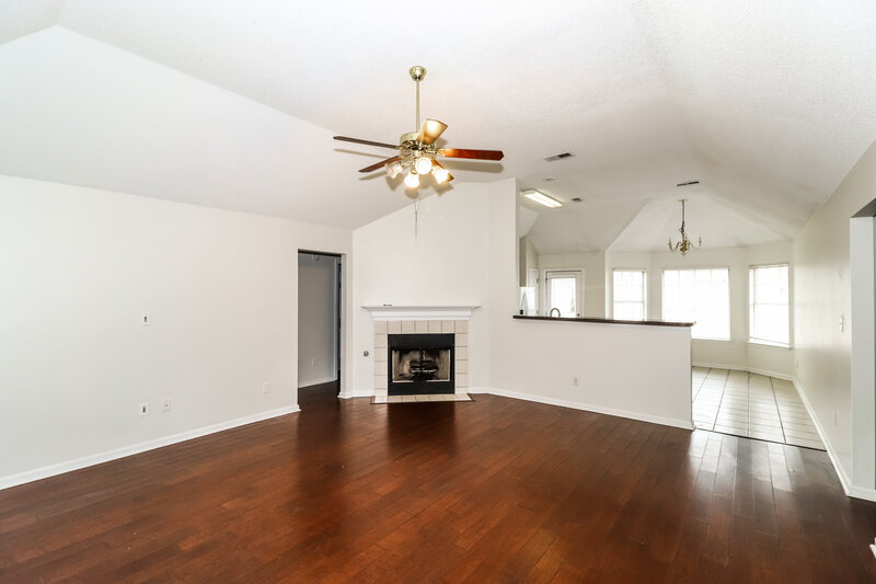 1,705/Mo, 3833 Richbrook Dr Bartlett, TN 38135 Living Room View