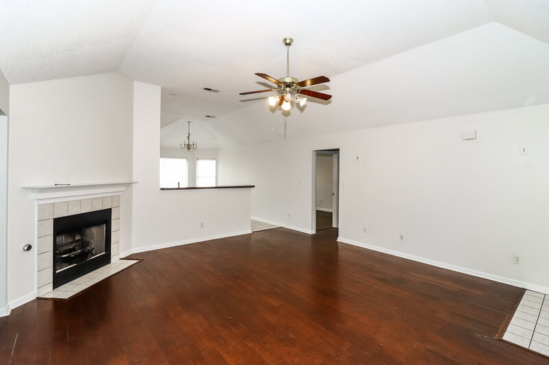 1,705/Mo, 3833 Richbrook Dr Bartlett, TN 38135 Living Room View 2