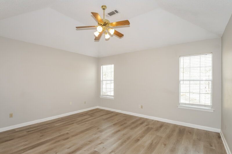 1,625/Mo, 6940 Brady Hill Dr Cordova, TN 38018 Main Bedroom View