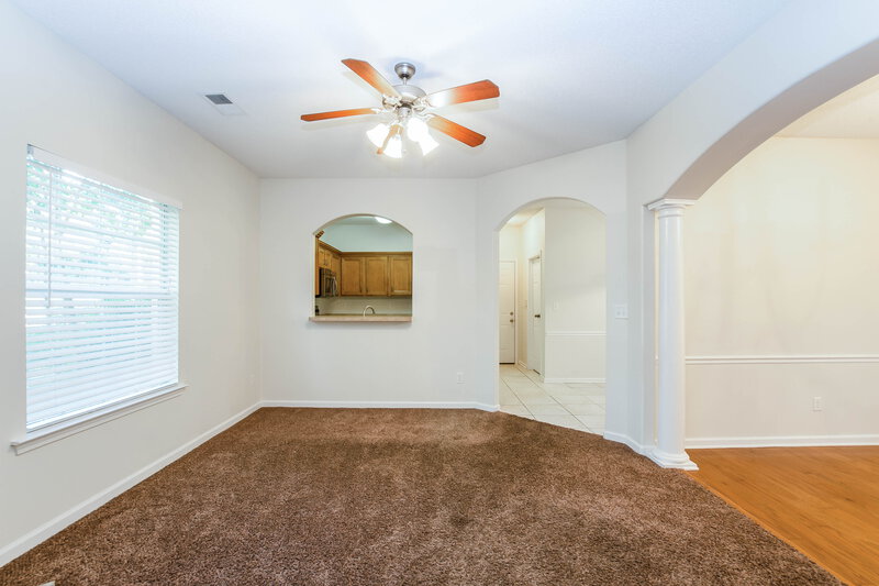 2,105/Mo, 1262 Carlton Ridge Dr Cordova, TN 38018 Living Room View 2