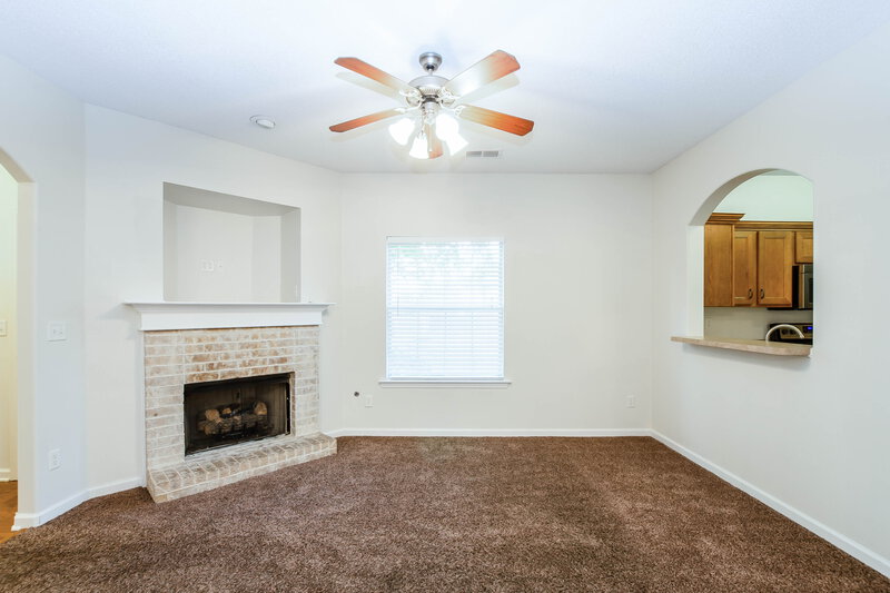 2,105/Mo, 1262 Carlton Ridge Dr Cordova, TN 38018 Living Room View 3