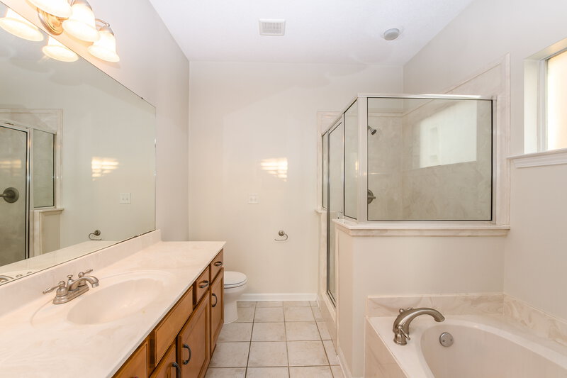 2,105/Mo, 1262 Carlton Ridge Dr Cordova, TN 38018 Master Bathroom View