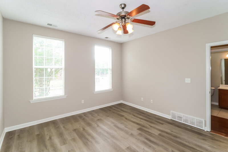 1,845/Mo, 1262 Carlton Ridge Dr Cordova, TN 38018 Main Bedroom View 2
