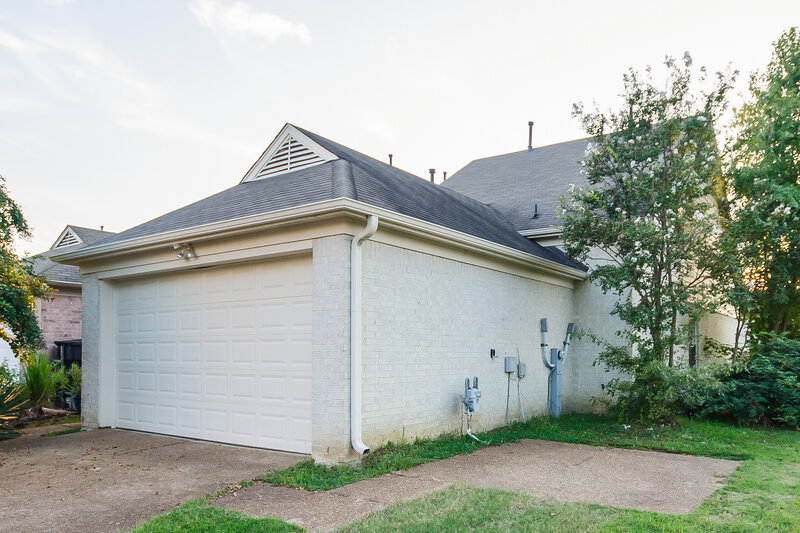 2,105/Mo, 1262 Carlton Ridge Dr Cordova, TN 38018 Rear View