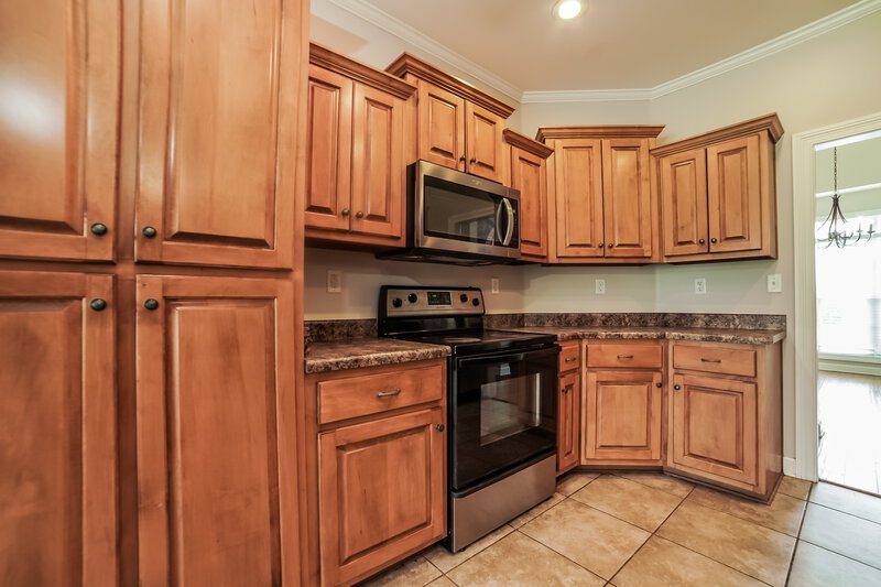 2,125/Mo, 2932 Keeley Cv Southaven, MS 38671 Kitchen View