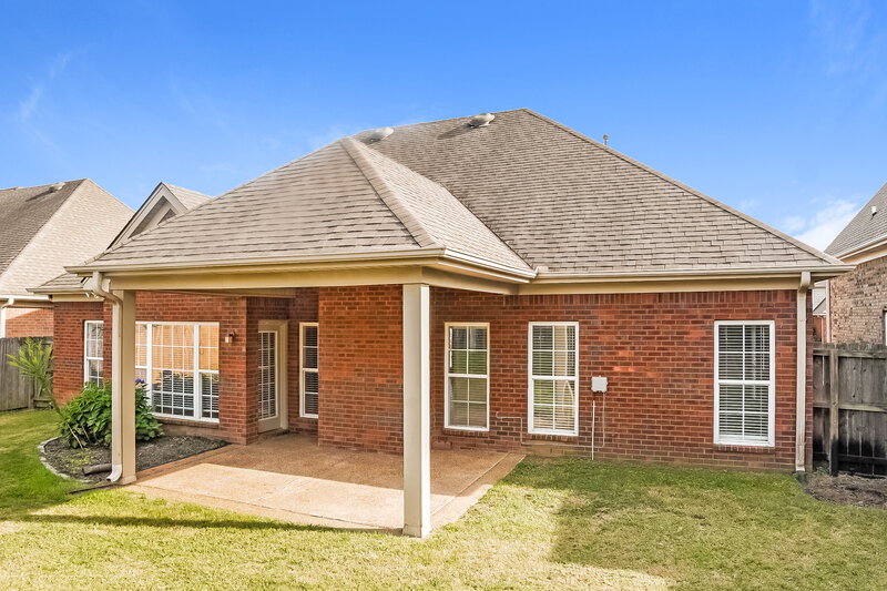 2,125/Mo, 2932 Keeley Cv Southaven, MS 38671 Rear View