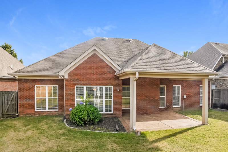 2,125/Mo, 2932 Keeley Cv Southaven, MS 38671 Rear View 2