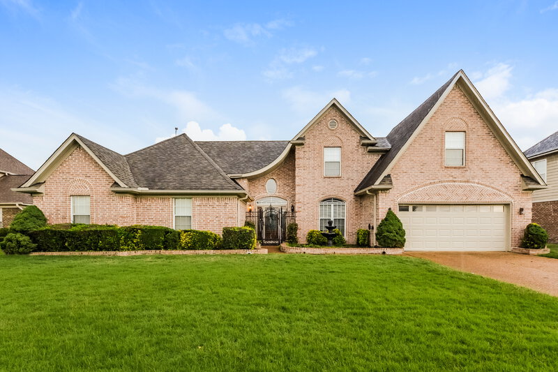 3,210/Mo, 8562 Meadow Vale Dr Memphis, TN 38125 External View