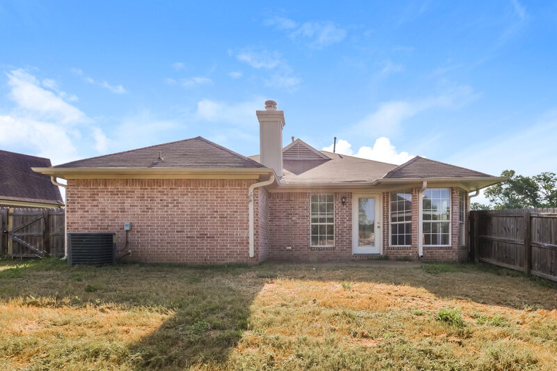 1,720/Mo, 3920 Paramount Cv Bartlett, TN 38135 Rear View