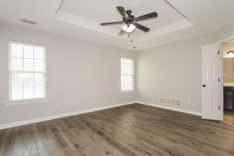 2,135/Mo, 7957 Gardendale Dr Olive Branch, MS 38654 Main Bedroom View