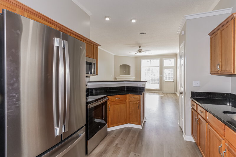 1,855/Mo, 20 Garden Springs Dr Oakland, TN 38060 Kitchen View