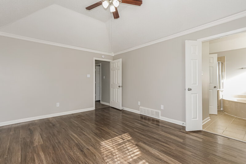 1,855/Mo, 20 Garden Springs Dr Oakland, TN 38060 Main Bedroom View