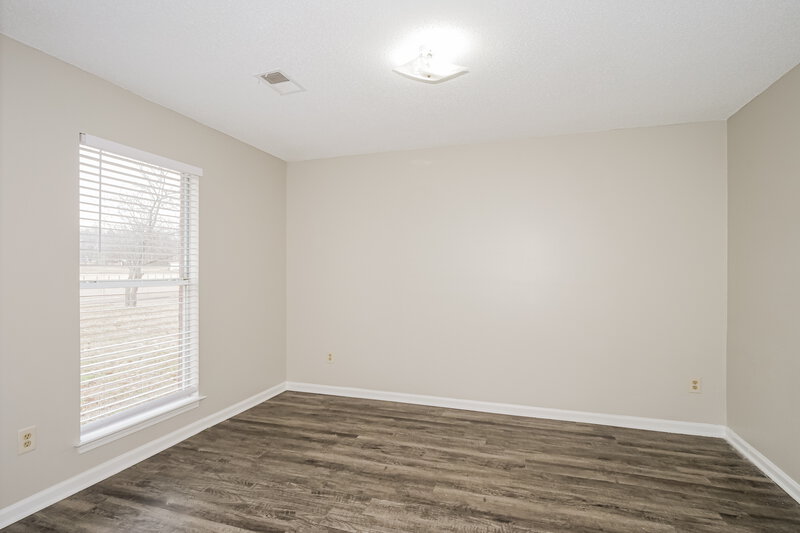 1,695/Mo, 4339 Waverly Farms Rd Millington, TN 38053 Bedroom View 5