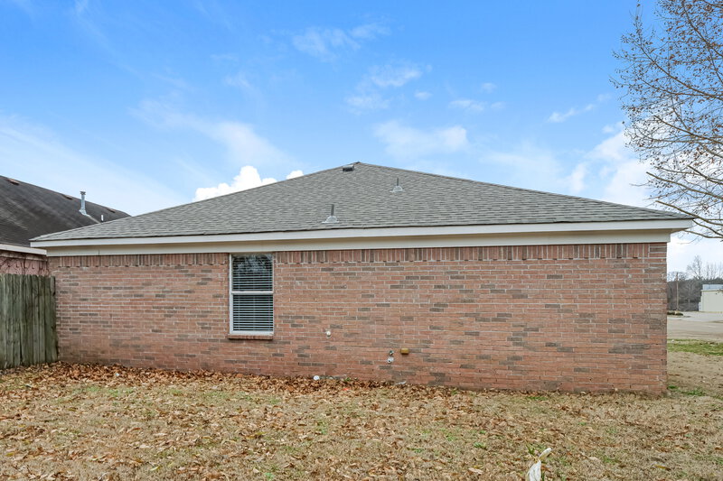 1,695/Mo, 4339 Waverly Farms Rd Millington, TN 38053 Rear View
