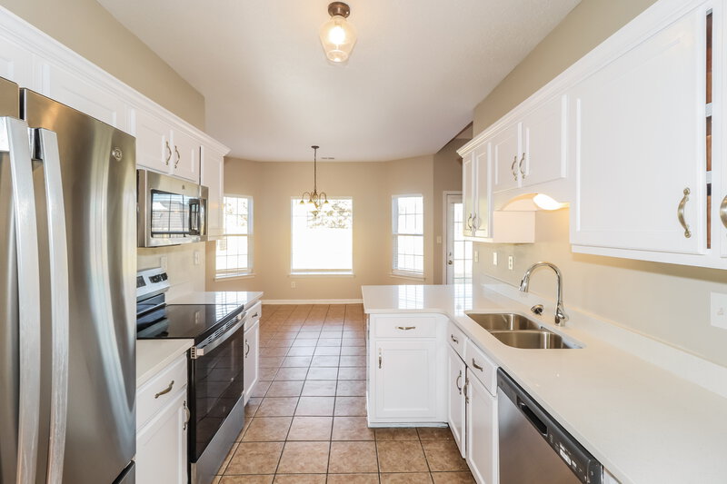 2,970/Mo, 9064 Kyle Duran Ln Olive Branch, MS 38654 Kitchen View