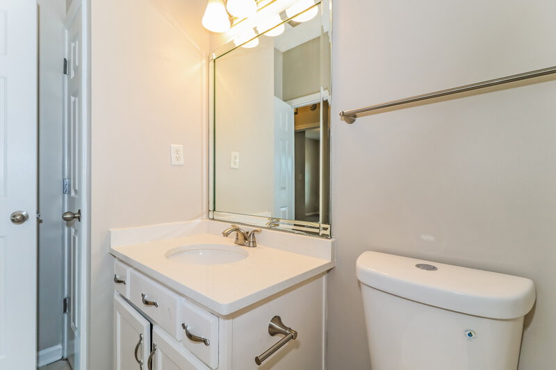 2,970/Mo, 9064 Kyle Duran Ln Olive Branch, MS 38654 Bathroom View