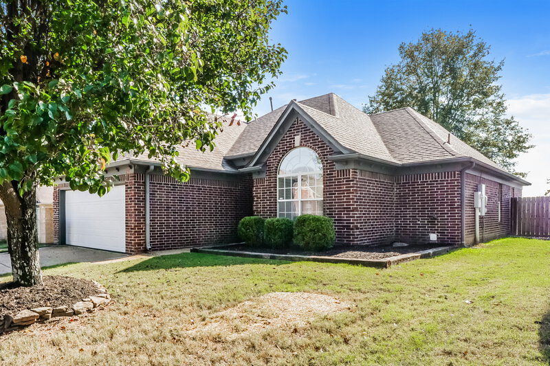 1,765/Mo, 190 Hidden Garden Dr Oakland, TN 38060 Front View