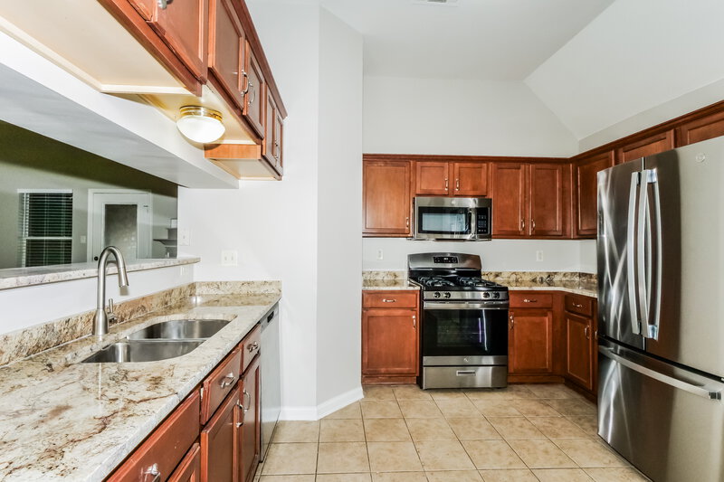 1,765/Mo, 190 Hidden Garden Dr Oakland, TN 38060 Kitchen View