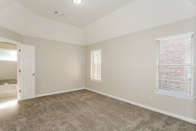 1,765/Mo, 190 Hidden Garden Dr Oakland, TN 38060 Main Bedroom View