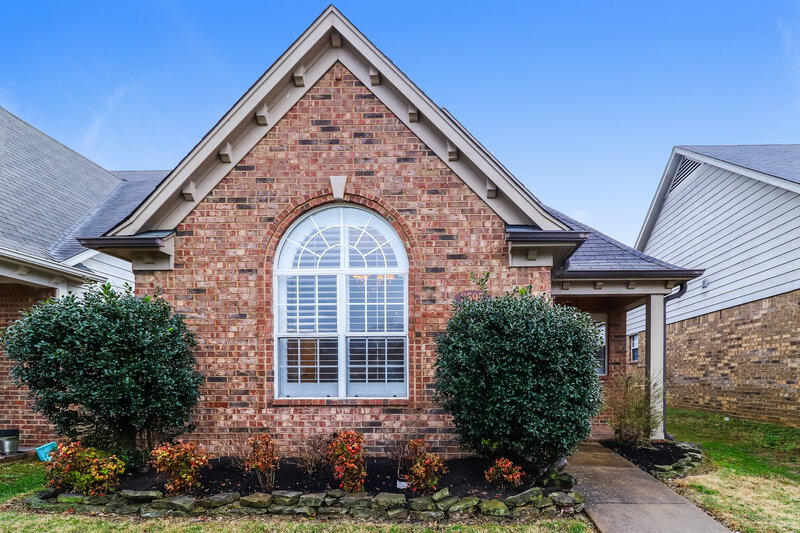 1,590/Mo, 8595 Griffin Park Dr Cordova, TN 38018 External View