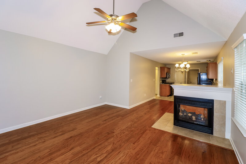 1,590/Mo, 8595 Griffin Park Dr Cordova, TN 38018 Living Room View