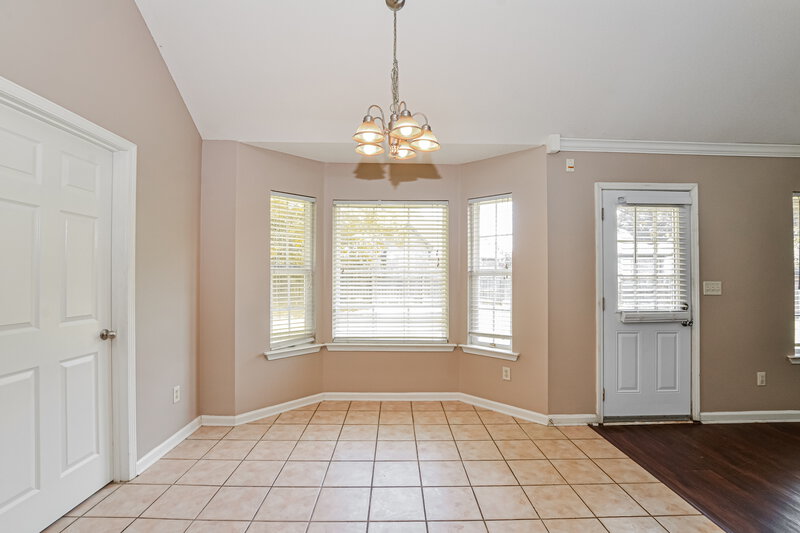 2,130/Mo, 4064 Sidlehill Dr Olive Branch, MS 38654 Breakfast Nook View