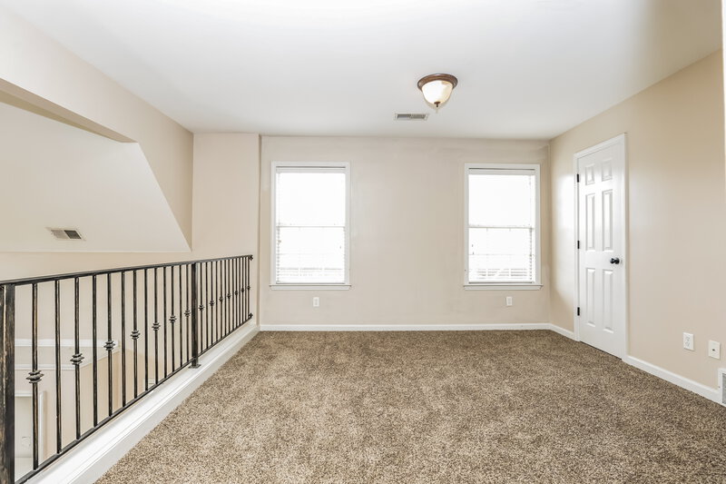 1,835/Mo, 8518 Griffin Park Dr Cordova, TN 38018 Family Room View