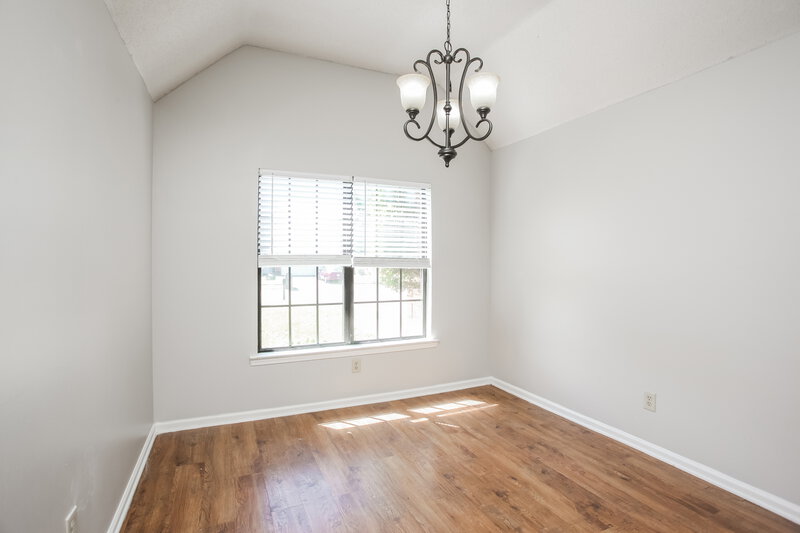 1,775/Mo, 10824 Ridgefield Dr Olive Branch, MS 38654 Dining Room View