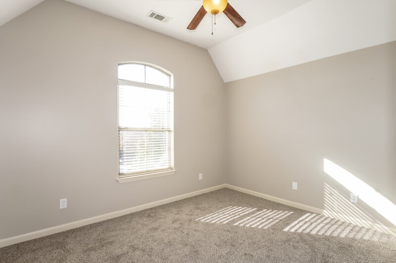 2,055/Mo, 15 Willow Springs Ln Oakland, TN 38060 Bedroom View