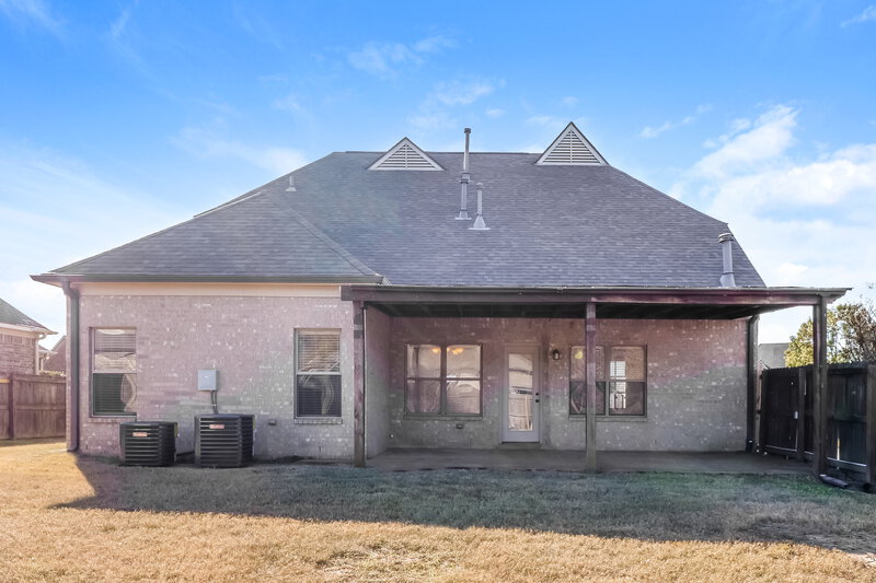 2,055/Mo, 15 Willow Springs Ln Oakland, TN 38060 Rear View