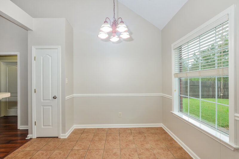 1,630/Mo, 10126 Lynham Dr Cordova, TN 38016 Dining Room View 2