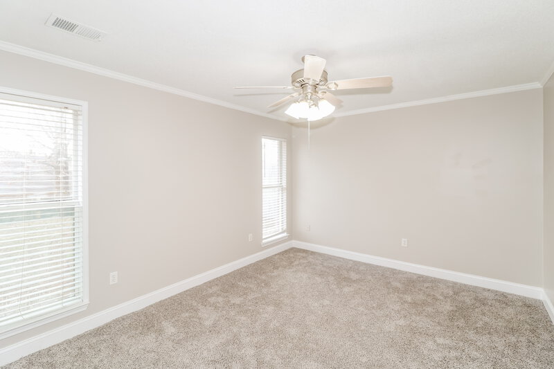 1,635/Mo, 10125 Oak Run Dr S Olive Branch, MS 38654 Main Bedroom View 2