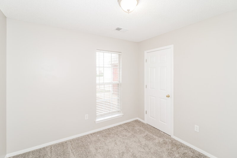 1,635/Mo, 10125 Oak Run Dr S Olive Branch, MS 38654 Bedroom View