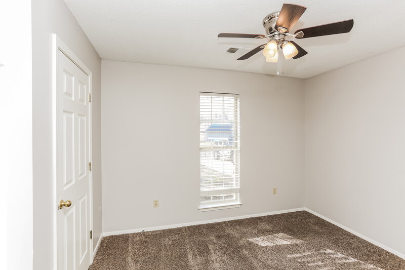 2,430/Mo, 6932 Amanda Dr N Olive Branch, MS 38654 Bedroom View